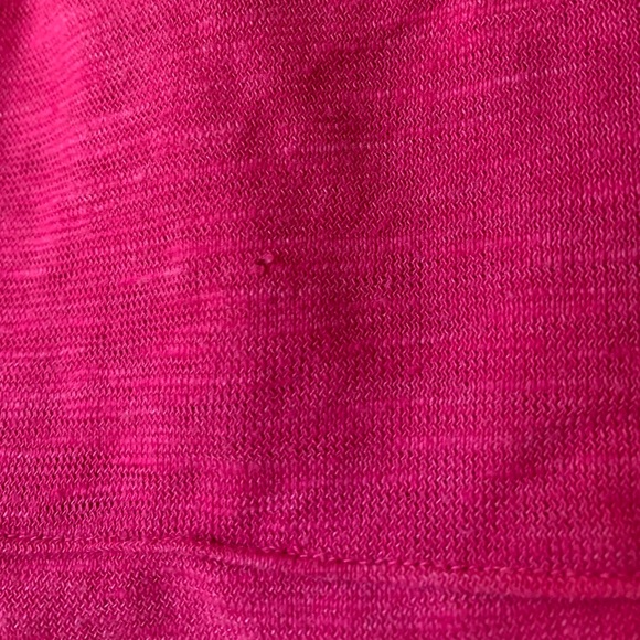 “Favorite Tee” By American Eagle Outfitters - Picture 5 of 5